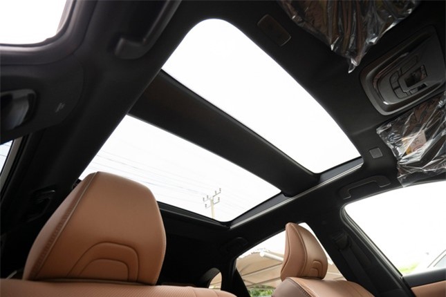 Toyota Crown Sport SUV giá hơn 2,5 tỷ đồng tại Thái Lan ảnh 9