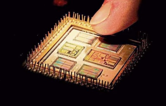 Ấn Độ hướng tới trở thành trung tâm toàn cầu về sản xuất chất bán dẫn