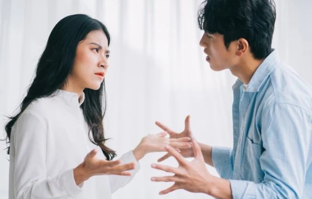 Vì 1 triệu của con mà anh trai tôi xúc phạm vợ đến mức chị dâu đòi ly hôn