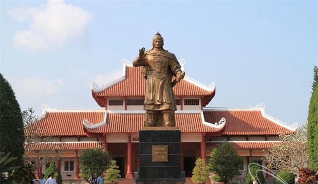 quang-trung-4