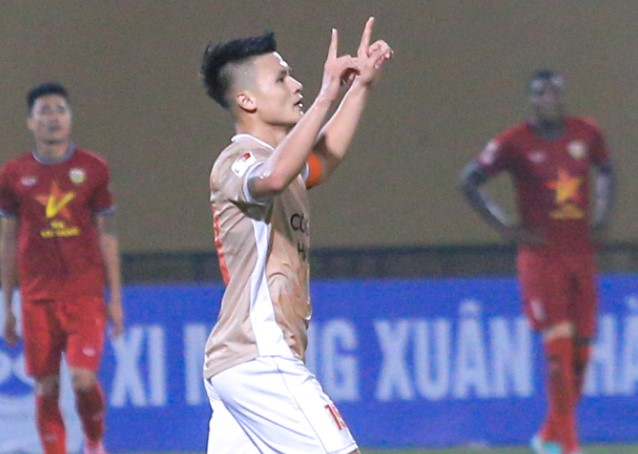 Lập siêu phẩm cho CLB CAHN, Quang Hải nói điều bất ngờ liên quan đến Chu Thanh Huyền trên sóng truyền hình