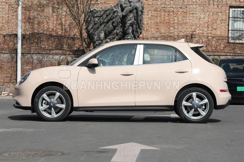 Xe hơi thiết kế trẻ trung, công suất 184 mã lực, giá gần 280 triệu đồng