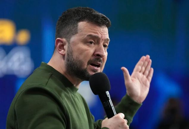 Tổng thống Zelensky nghi ngờ quan chức Ukraine rò rỉ thông tin quân sự cho Nga