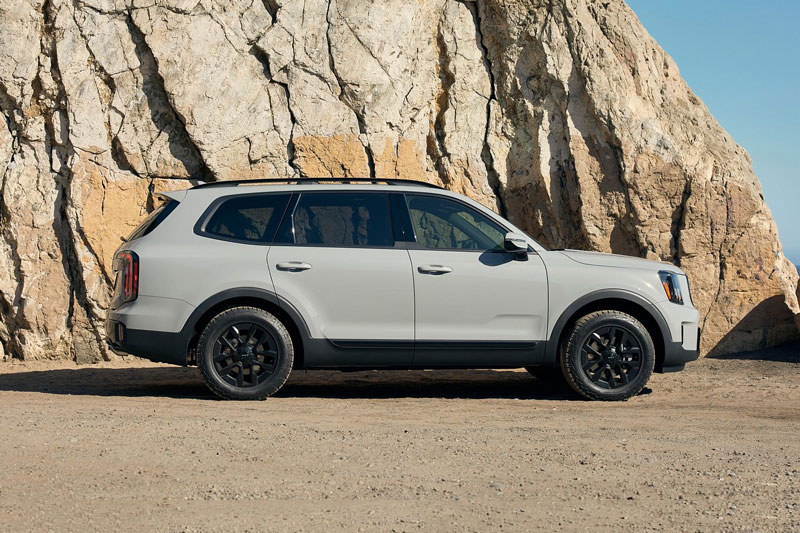 Top 10 xe SUV cỡ trung tốt nhất năm 2024: Kia Telluride đứng đầu