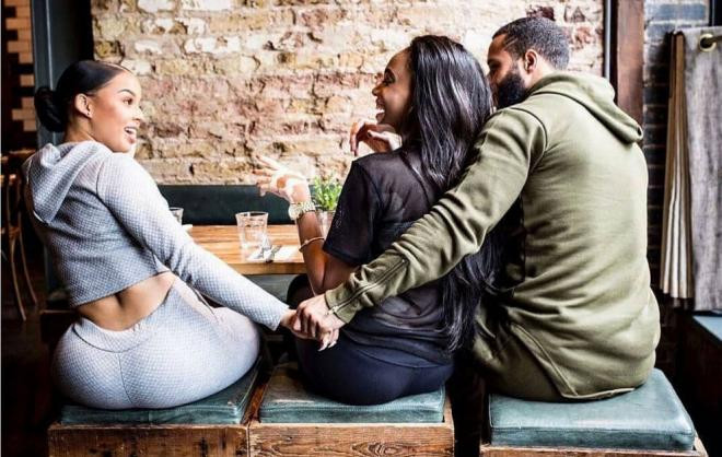 Lý do tại sao đàn ông hứa bỏ vợ để lấy 'người thứ ba' nhưng lần lữa mãi không làm