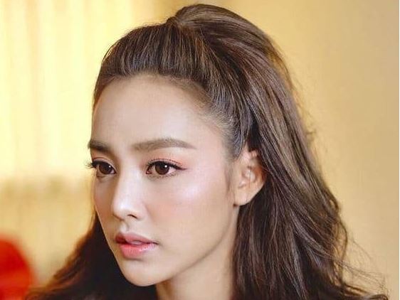 Chồng nợ chị gái 50 triệu từ thời chưa vợ, nay chị ấy bị bệnh nằm một chỗ vẫn nhất định không chịu trả làm tôi vô cùng bức xúc