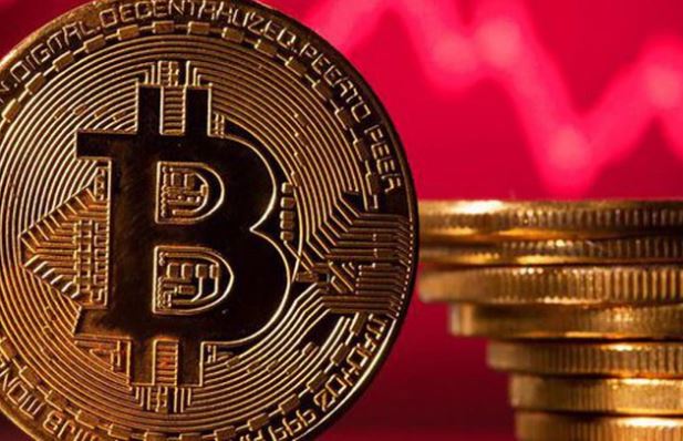 Bitcoin đối mặt với sức ép bán ra sau khi đạt mức cao kỷ lục