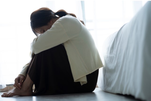 11 năm mới nhận được quà 8/3 đầu tiên của chồng, tôi bẽ bàng khi biết nguồn gốc món quà ấy