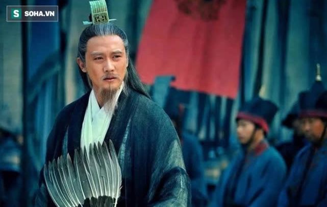 Tào Tháo và Lưu Bị trước khi chết mỗi người đều nhắc tên 1 người, nếu loại bỏ được, Tào Ngụy và Thục Hán đã có thể tồn tại lâu hơn