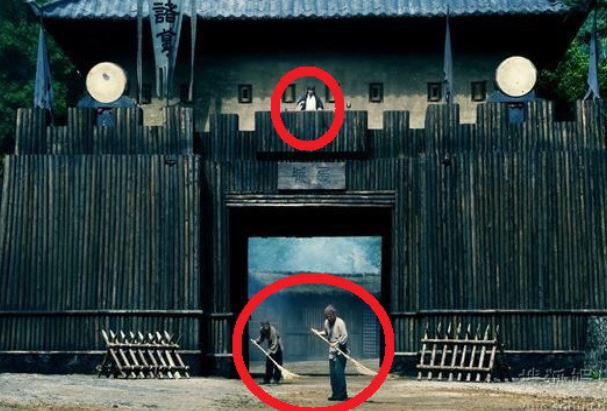 Gia Cát Lượng bày "không thành kế", cho tàn binh ra trước cổng thành quét dọn, Tư Mã Ý không hề trúng kế nhưng tại sao vẫn phải rút quân?