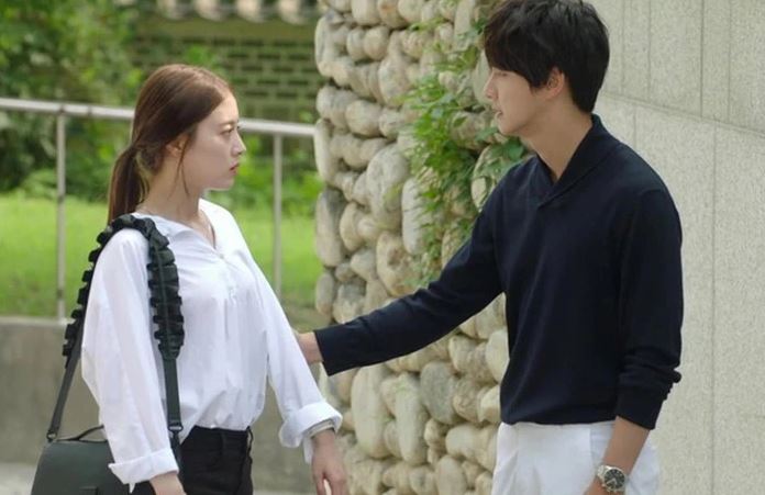 Đưa người yêu về nhà chơi, cô ấy hỏi nhẹ một câu mà bị mẹ tôi cấm bước chân vào nhà vĩnh viễn