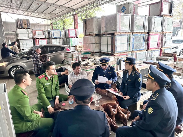 Bán hàng nhập lậu và quá hạn sử dụng, Công ty Cơ khí và Xây dựng Hoàng Minh bị xử phạt