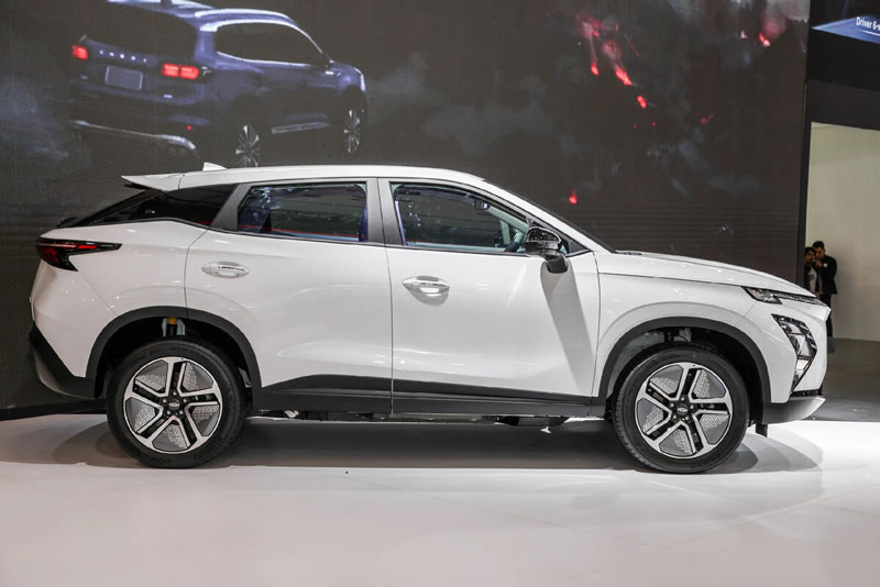 ‘Kẻ hủy diệt’ Toyota Corolla Cross ra mắt: Công suất 203 mã lực, giá 731 triệu đồng