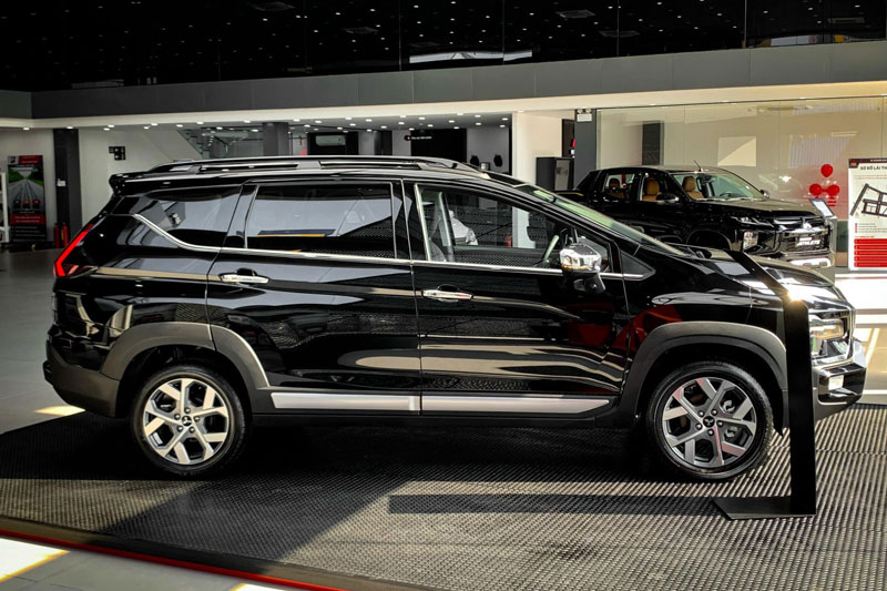 Mitsubishi Xpander Cross giảm giá ‘sập sàn’ trong tháng 3