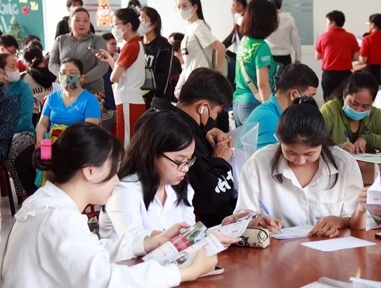 Hơn 10.000 việc làm đang chờ người lao động