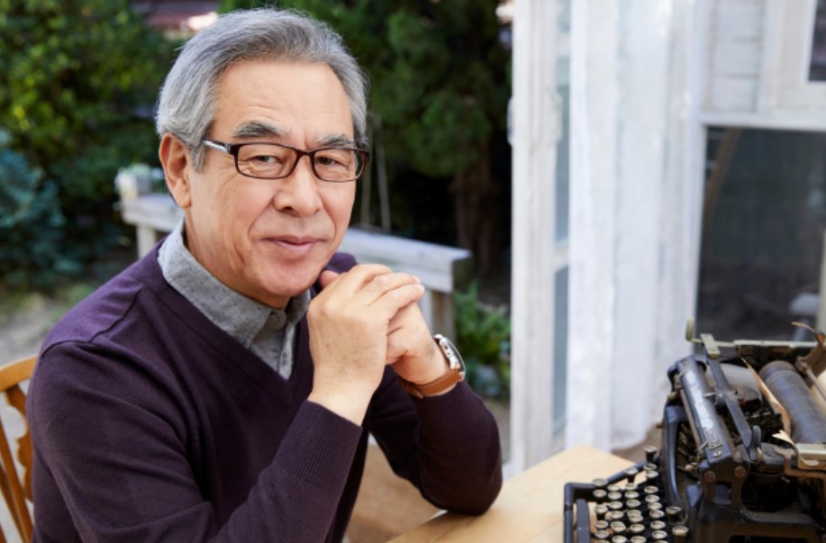 Quyết định chia tài sản của bố chồng khiến tôi bàng hoàng, anh chồng thì đập bàn đòi từ mặt em trai