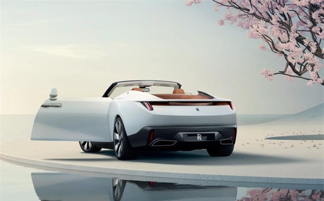 Cận cảnh siêu xe đắt nhất thế giới của Roll-Royce vừa ra mắt ảnh 8