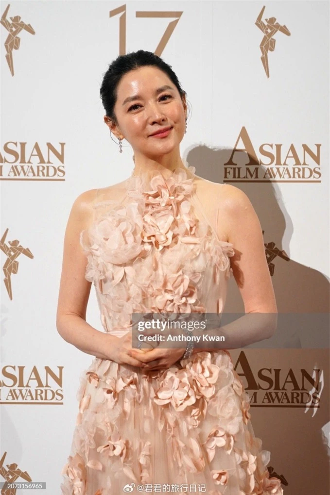 Thảm đỏ Giải thưởng Điện ảnh châu Á: Phạm Băng Băng 