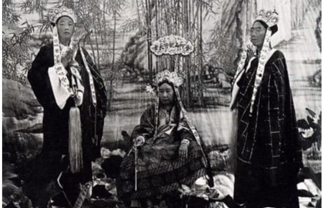 Mộ thái giám nhà Thanh Lý Liên Anh không bị trộm, sau khi mở quan tài ai nấy đều kinh hãi, chỉ còn một cái đầu