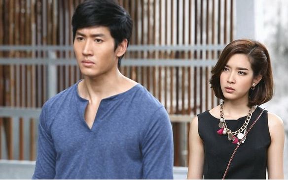 Dẫn người yêu về nhà ra mắt, không ngờ bạn trai thẳng tay hất cốc nước vào mặt anh rể tôi trong sự bàng hoàng của cả gia đình