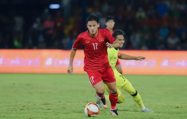 Top 5 cầu thủ đẹp trai nhất đội tuyển Việt Nam: Vị trí số 1 vừa điển trai lại còn giàu