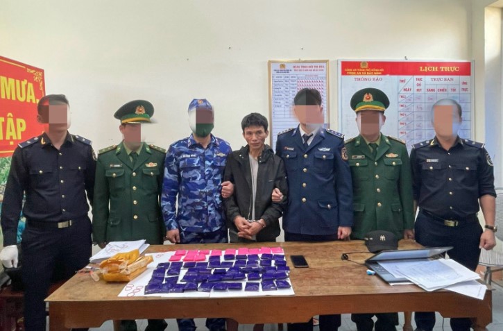 Triệt phá đường dây vận chuyển ma túy từ nước ngoài về Quảng Bình