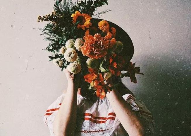 Sau cuộc hôn nhân đổ vỡ, tôi nhận ra phụ nữ muốn hạnh phúc cần “tàn nhẫn” ở 3 mặt này