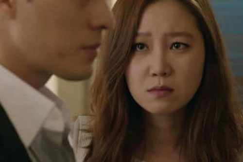 Vì nhà chị dâu tương lai quá nghèo nên bố mẹ tôi không chấp nhận, thương anh trai si tình, tôi đã giúp nhưng lại khiến tình hình căng thẳng hơn