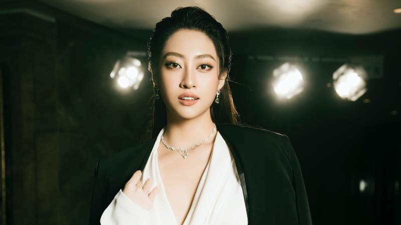 Lương Thùy Linh làm giám khảo Mr World Vietnam