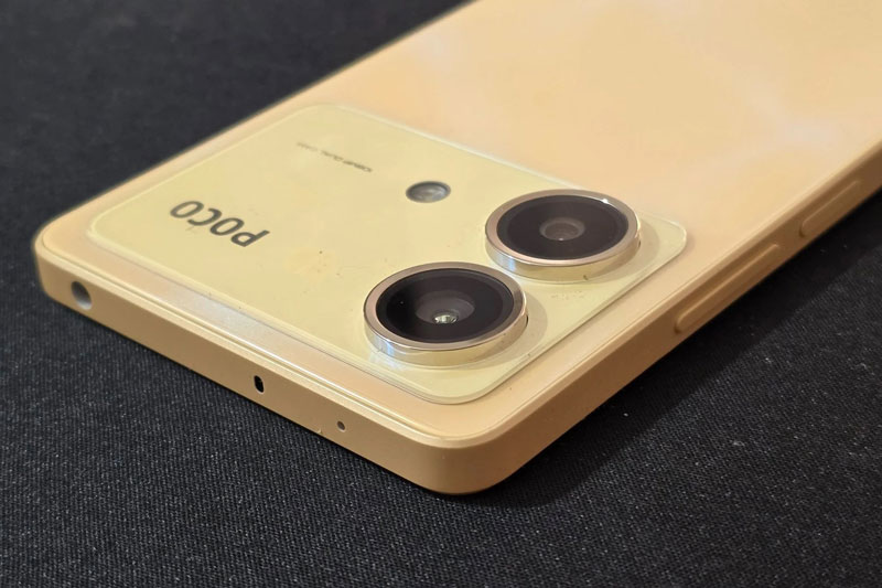 Xiaomi ra mắt smartphone chống nước, RAM 12 GB, giá 4,52 triệu đồng