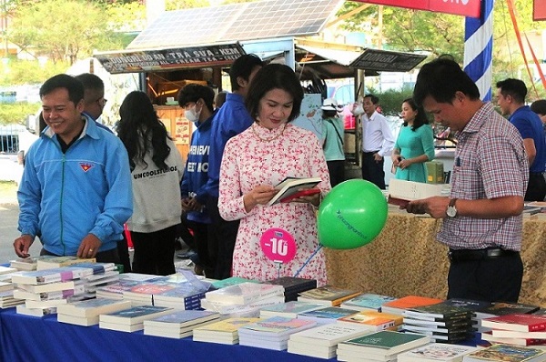 Đắk Nông: Giới thiệu hơn 15.000 đầu sách tại ngày hội văn hóa đọc năm 2024