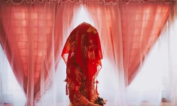 tân nương thời xưa, khăn trùm đầu đỏ, quy định trong ngày cưới thời xưa