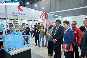 Tri&#x1EC3;n l&#xE3;m qu&#x1ED1;c t&#x1EBF; l&#x1EA7;n th&#x1EE9; 11 v&#x1EC1; c&#xF4;ng ngh&#x1EC7;, nguy&#xEA;n ph&#x1EE5; li&#x1EC7;u ng&#xE0;nh nh&#x1EF1;a