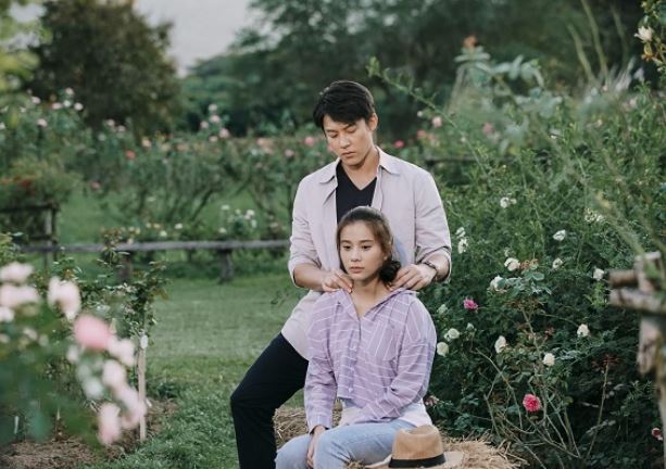 Người yêu về ra mắt nhà tôi, anh cầm theo món quà bất ngờ nhưng câu nói sau đó mới là điều khiến đại gia đình sửng sốt