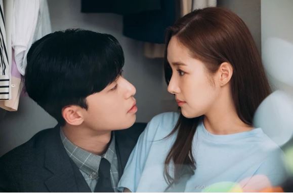 Khuya khoắt nhưng người yêu vẫn cố qua nhà chơi, không ngờ anh lại nói điều khiến bố mẹ tôi nổi giận