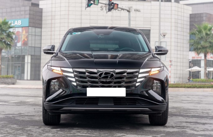 Hyundai Tucson lăn bánh chưa đầy 1 năm được rao bán với giá khó tin