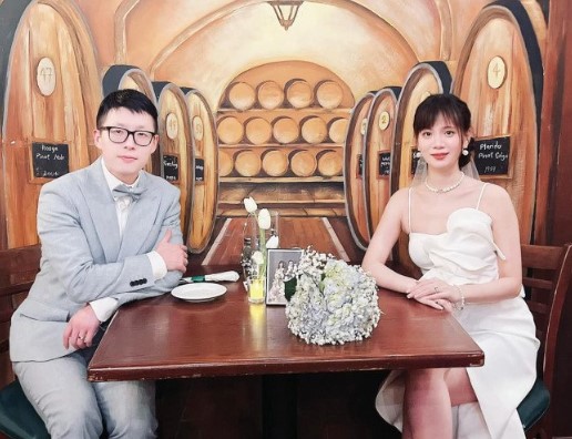 Theo gia đình sang Mỹ, 9X gặp tình yêu của đời mình, cặp đôi tự mua nhà rộng 1800m2 trước cưới