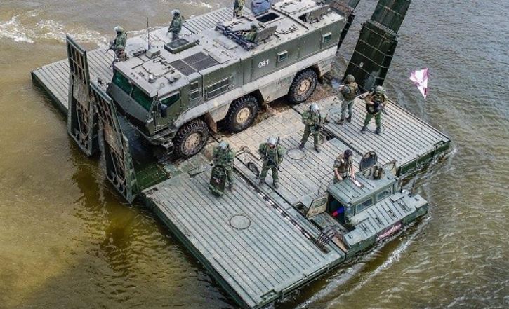 Nga thiết kế xe lội nước đặc chủng cho mọi địa hình