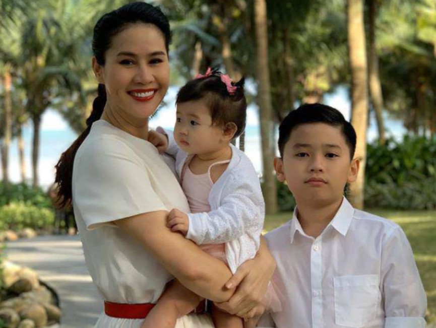 Tăng Thanh Hà có 1 bạn thân cùng tên, là mẹ đơn thân nhưng dạy con miễn chê, đặc biệt là chuyện giới tính