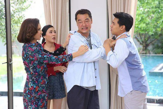 Trong khi các anh chị lao vào tranh giành quyền thừa kế, còn bạn trai tôi lại hờ hững dửng dưng