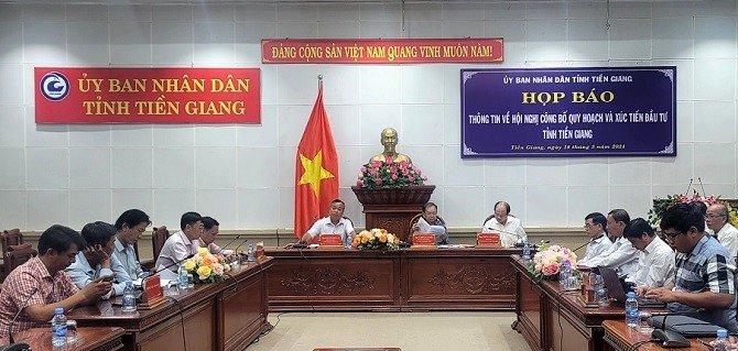 Tiền Giang mong muốn báo chí làm cầu nối thông tin đến nhà đầu tư