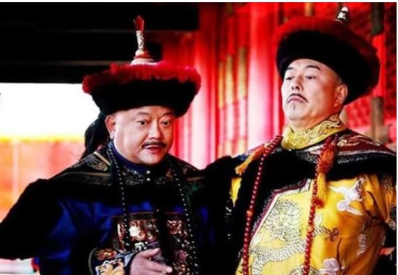 Nếu không tham gia vào 1 việc này, dù Hòa Thân có tham ô hơn nữa cũng chưa chắc đã bị Gia Khánh đế lấy mạng