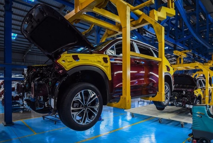 Các hãng ôtô giảm sản lượng mùa thấp điểm