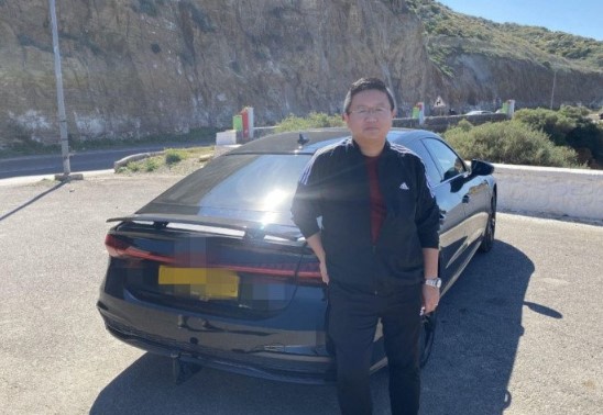 Cưới vợ châu Phi, anh chàng đổi đời thành triệu phú khi được bố vợ cho cả nông trại rộng lớn