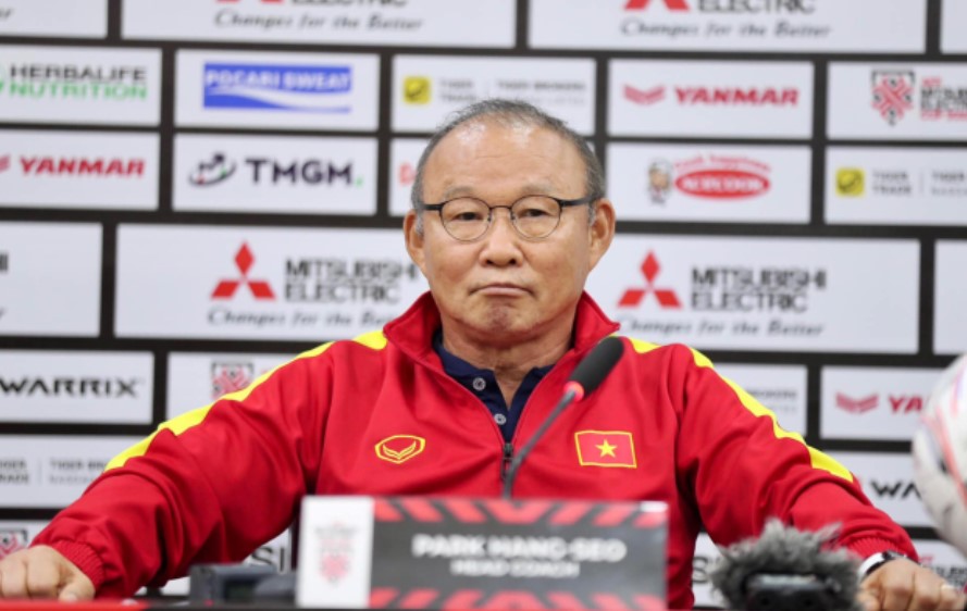 Sốc với lương hiện tại của HLV Park Hang-seo: Từng nhận tiền tỷ mỗi tháng ở tuyển Việt Nam, giờ tụt xuống chỉ bằng 1/5 ngày trước