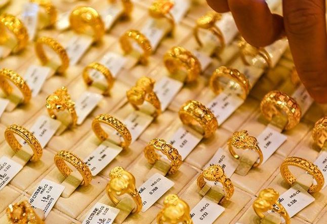 Giá vàng ngày 19/3: Ngược chiều thế giới
