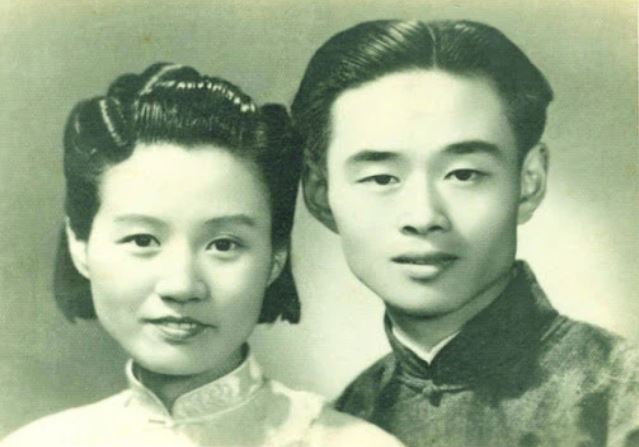 Yêu 9 năm mới kết hôn nhưng chỉ bên nhau 2 năm, người đàn ông đã qua đời vì bệnh tật, 5 chữ cuối cùng ông nói trước lúc trút hơi thở cuối cùng khiến người vợ ám ảnh