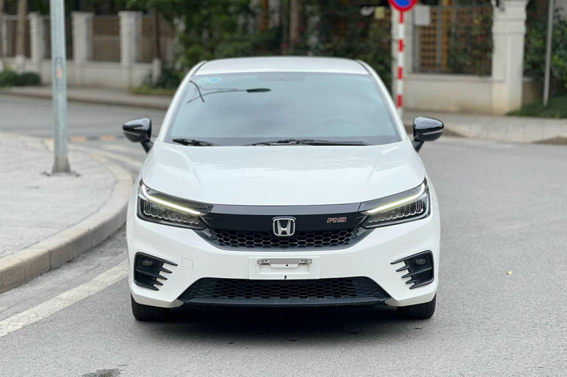 Honda City RS lăn bánh 1 năm, rao bán ‘lỗ’ 100 triệu đồng