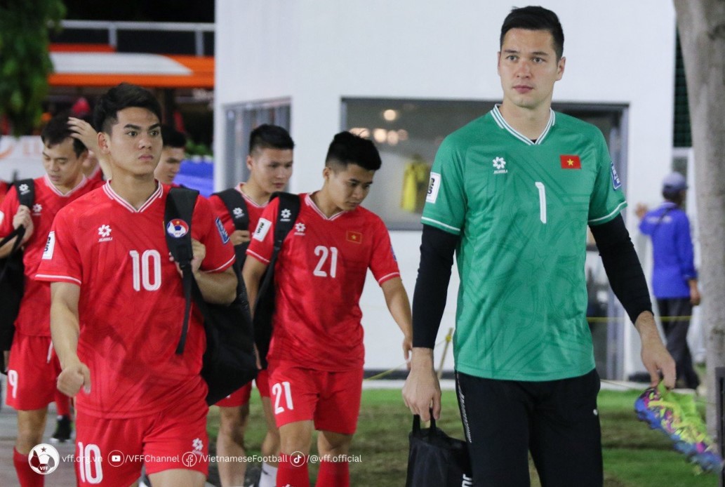 ĐT Việt Nam gặp khó khăn ngay khi mới đến Indonesia