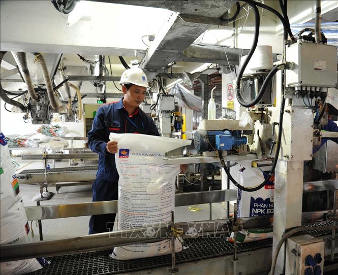 Doanh nghiệp phân bón tìm giải pháp tăng xuất khẩu khi nguồn cung dư thừa